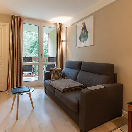 6-person Flat With Swimming Pool Tennis Court And Free Park 217