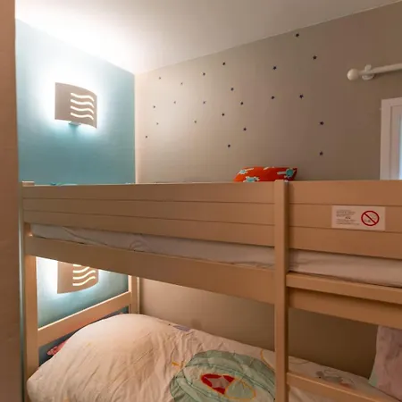 6-person Flat With Swimming Pool Tennis Court And Free Park 217 Apartment