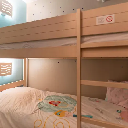 6-person Flat With Swimming Pool Tennis Court And Free Park 217 *