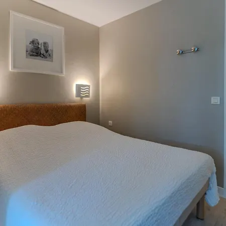 Apartment 6-person Flat With Swimming Pool Tennis Court And Free Park 217 Le Touquet