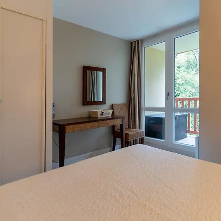 Appt 2 Pieces 6 Pers Avec Piscine Tennis Parking Gratuit 217